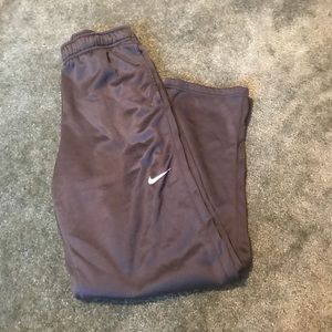 Boys Nike therma fit XL sweat pants